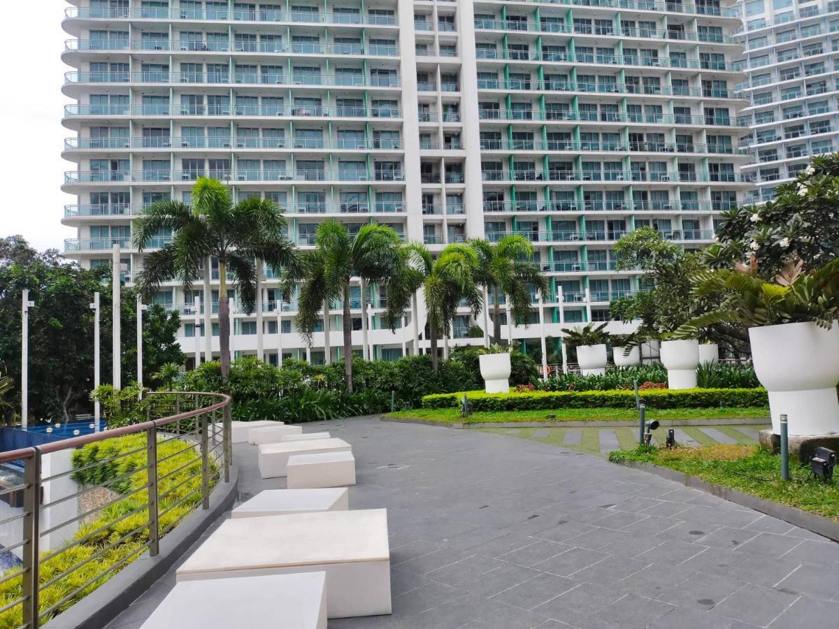 Happirest At Azure Urban Resort Residences, Paranaque City Exterior photo